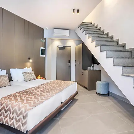 Luuks Luxury Aparthotel Hanioti