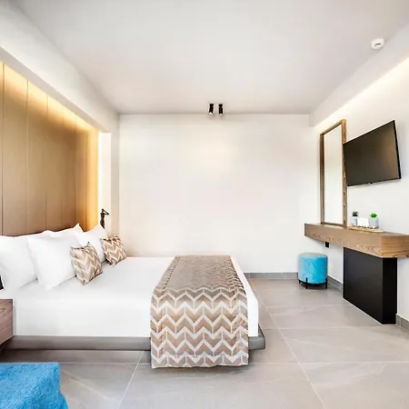 Luuks Luxury Aparthotel Hanioti
