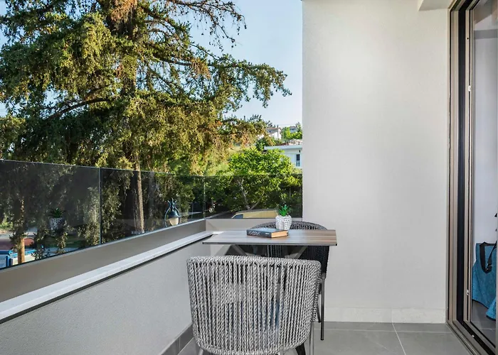 Luuks Luxury Chanioti