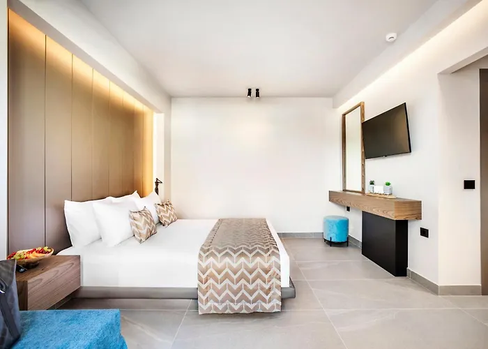 Luuks Luxury Hotel de apartamente Hanioti