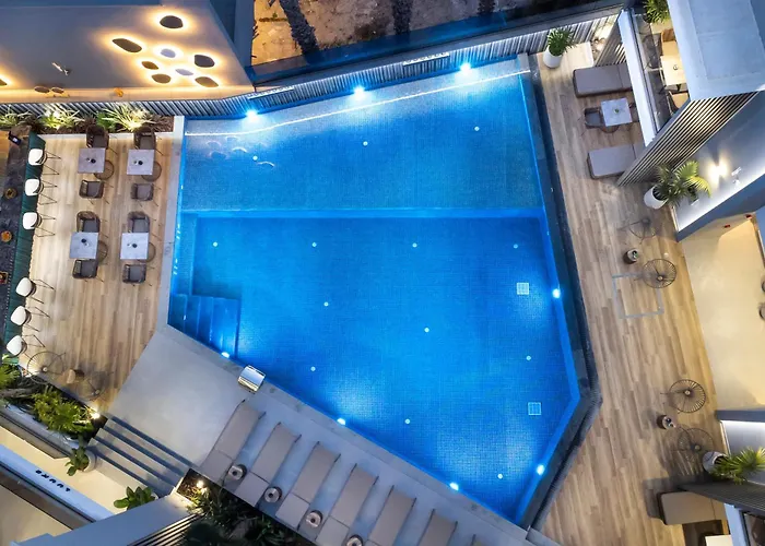 Luuks Luxury Hanioti